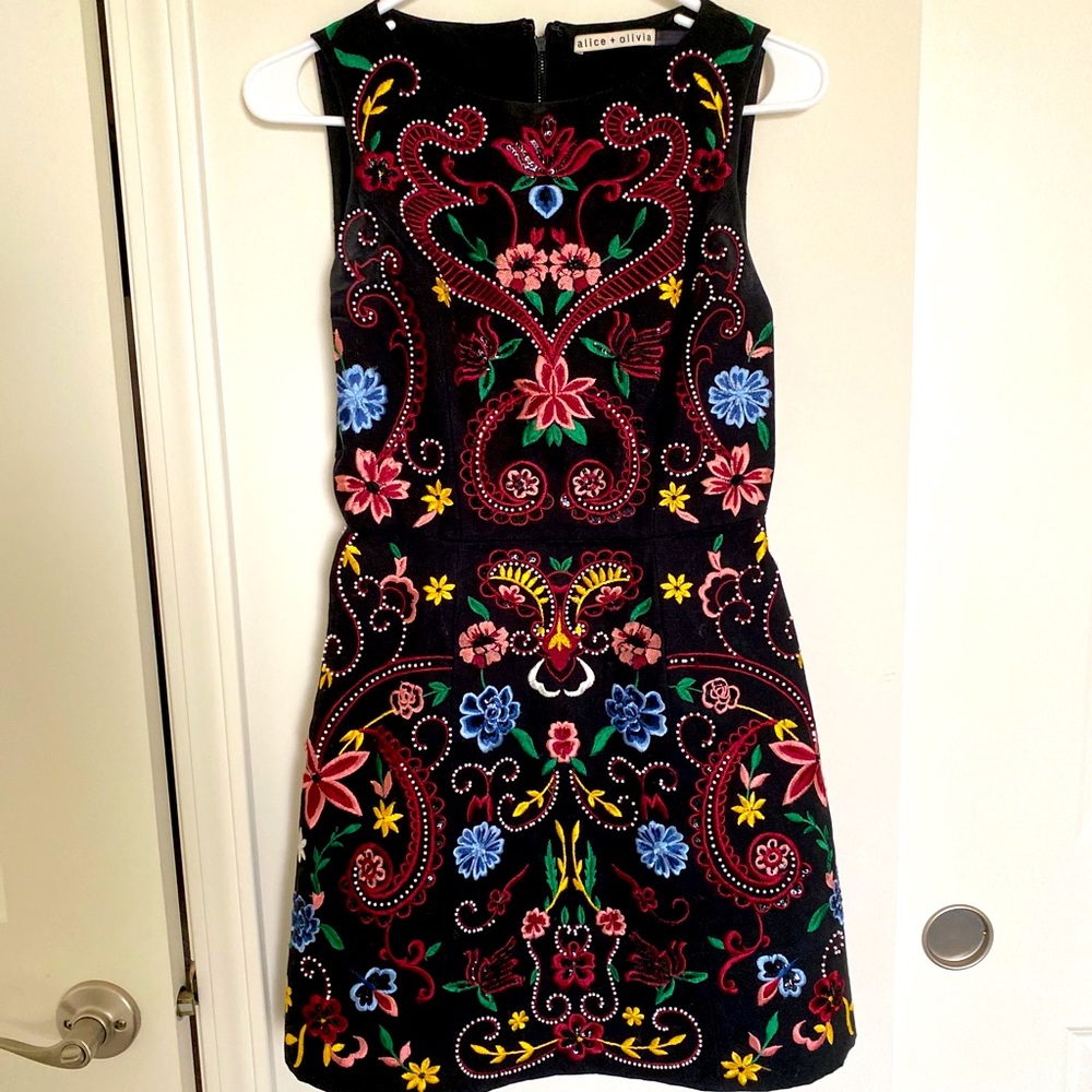 Alice+Olivia Dress